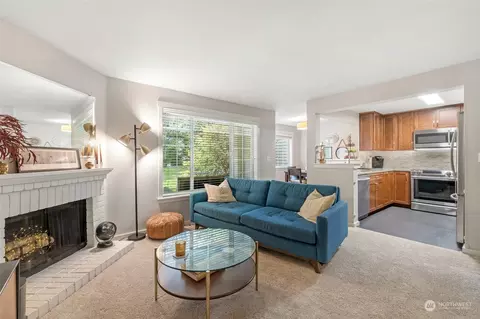Living - 12404 E Gibson Rd #B102, Everett, WA 98204 photo 3 of 7