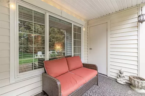 Exterior - 12404 E Gibson Rd #B102, Everett, WA 98204 photo 4 of 9