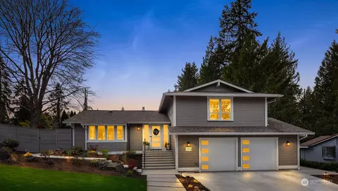 2105 186th Ave NE, Redmond, WA 98052