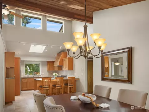 Dining - 3905 108th St SE, Everett, WA 98208 photo 1 of 2
