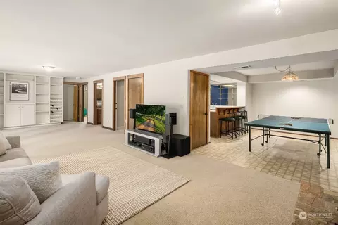 Living - 3905 108th St SE, Everett, WA 98208 photo 5 of 5