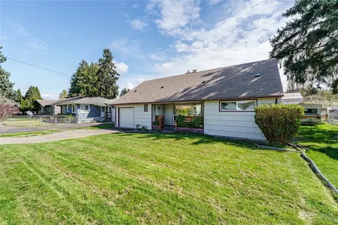 1602 N 2nd Ave, Kelso, WA 98626