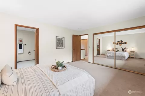 Bedroom - 177 Fairway Dr, Sequim, WA 98382 photo 2 of 3