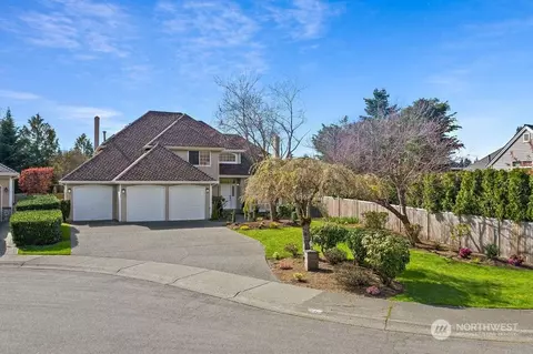 2711 232nd Pl SE, Sammamish, WA 98075
