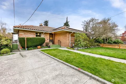 11617 2nd Ave NW, Seattle, WA 98177