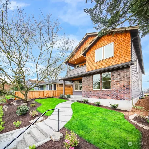 6027 38th Ave SW, Seattle, WA 98126