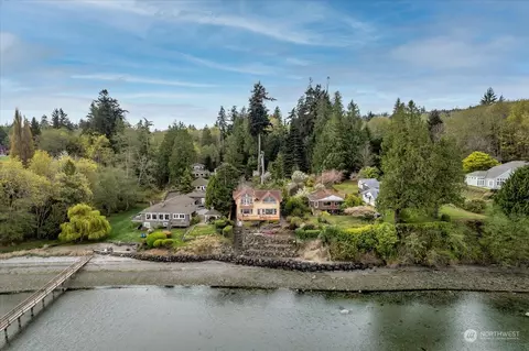 32336 Machias Dr NE, Poulsbo, WA 98370