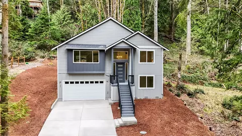 106 Harbor View Dr, Bellingham, WA 98229