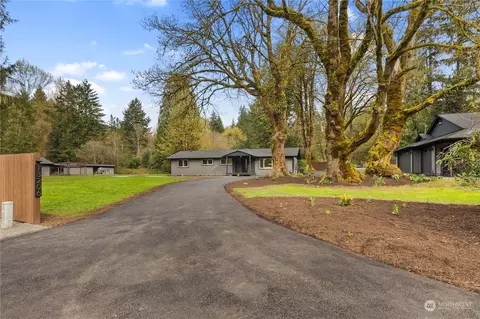 13206 233rd Ave SE, Issaquah, WA 98027