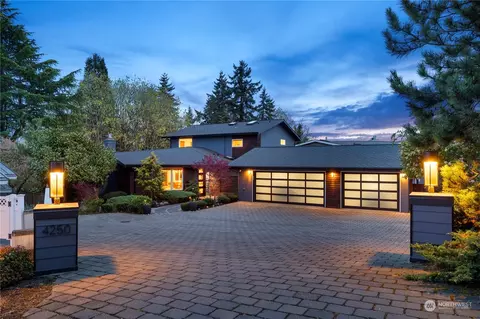 4250 Crestwood Pl, Mercer Island, WA 98040