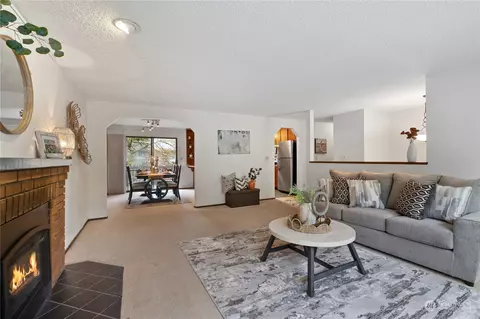 Living - 17618 18th Dr SE, Bothell, WA 98012 photo 3 of 6