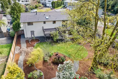 Exterior - 17618 18th Dr SE, Bothell, WA 98012 photo 13 of 13