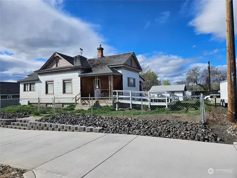 25 NE B St, Quincy, WA 98848
