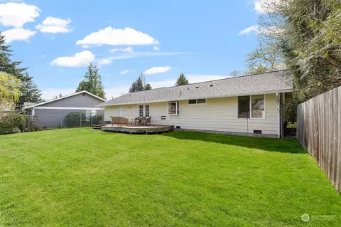 Exterior - 15310 110th Pl NE, Bothell, WA 98011 photo 10 of 12