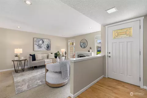 Living - 15310 110th Pl NE, Bothell, WA 98011 photo 1 of 5