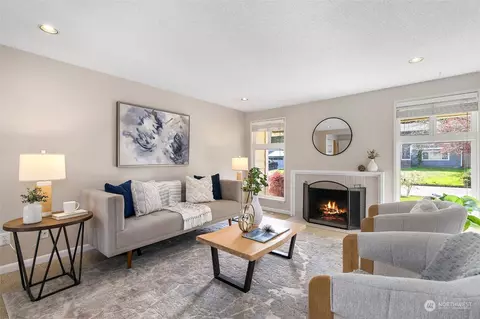 Living - 15310 110th Pl NE, Bothell, WA 98011 photo 3 of 5