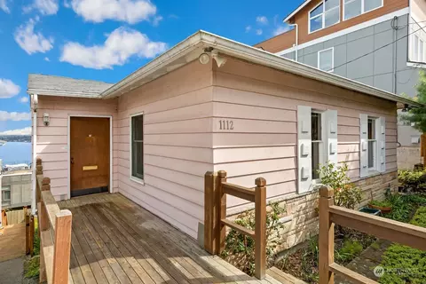 1112 33rd Ave S, Seattle, WA 98144