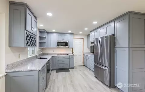 Kitchen - 100 Trowbridge Ct, Sequim, WA 98382 photo 1 of 6