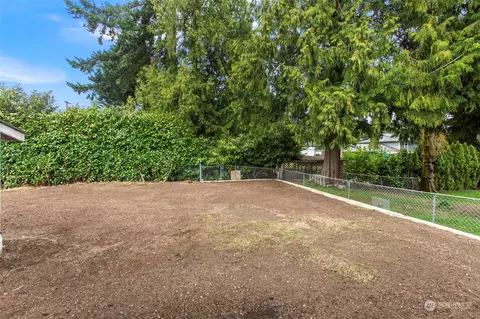 Exterior - 3517 112th Pl SE, Everett, WA 98208 photo 9 of 14