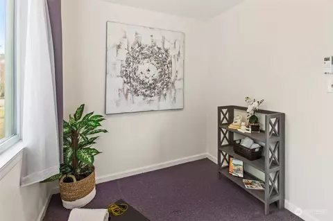 Living - 3517 112th Pl SE, Everett, WA 98208 photo 3 of 4
