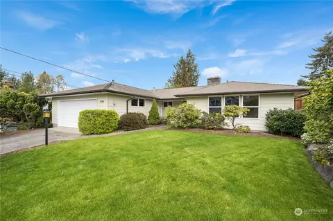 5249 N 10th St, Tacoma, WA 98406