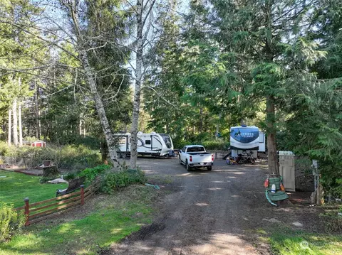 2806 233rd Ln, Ocean Park, WA 98640