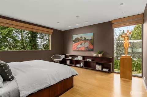 Bedroom - 505 36th Ave E, Seattle, WA 98112 photo 1 of 5