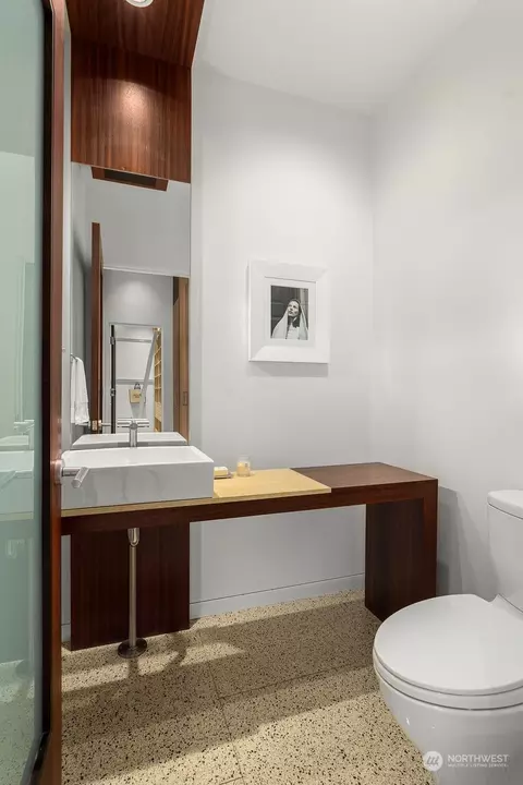 Bath - 505 36th Ave E, Seattle, WA 98112 photo 1 of 6