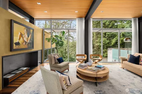 Living - 505 36th Ave E, Seattle, WA 98112 photo 2 of 5