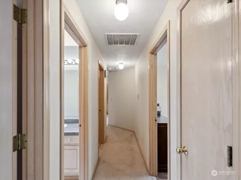 Entry Way - 4313 125th Pl SE, Everett, WA 98208 photo 1 of 1