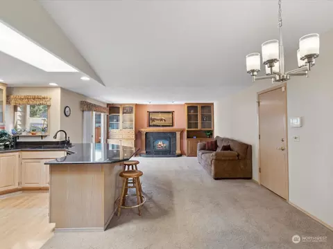 Kitchen - 4313 125th Pl SE, Everett, WA 98208 photo 3 of 3