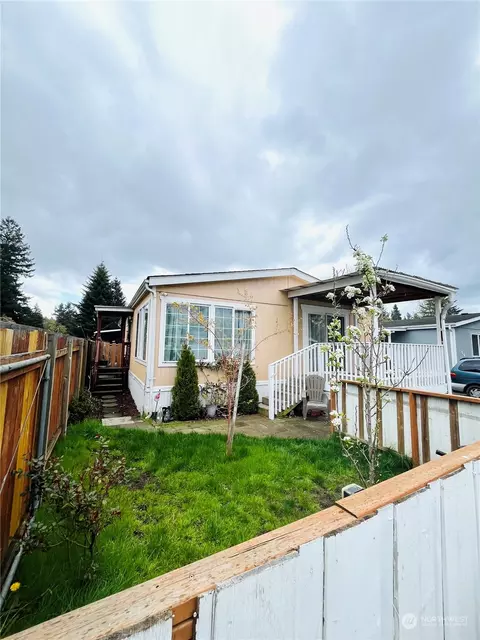 602 29th St SE #58, Auburn, WA 98002