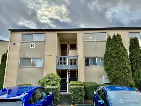 31001 14th Ave S #B6, Federal Way, WA 98003