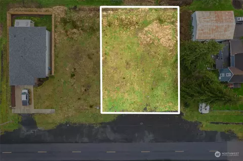 608 606 Broadway Ave, South Bend, WA 98586
