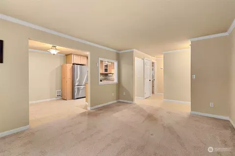 4605 56th St NW #2A, Gig Harbor, WA 98335