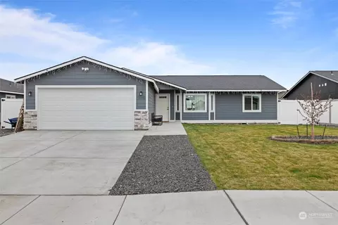 1035 E Mt Baker St, Othello, WA 99344