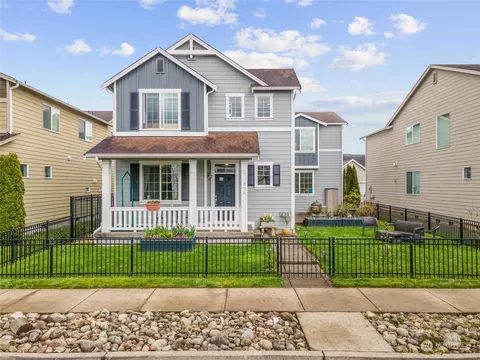 256 Petersen Dr E, Enumclaw, WA 98022