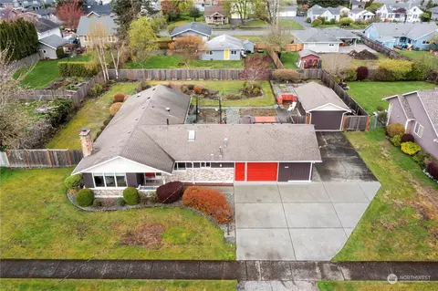 Exterior - 1834 Pioneer St, Enumclaw, WA 98022 photo 9 of 9