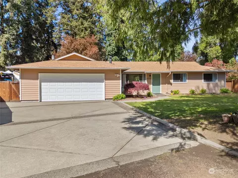 19205 54th St E, Lake Tapps, WA 98391