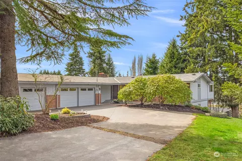 17528 17th Ave W, Lynnwood, WA 98037