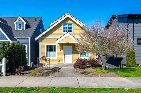 816 12th St, Bellingham, WA 98225