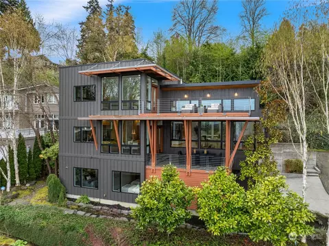 811 7th St, Mukilteo, WA 98275
