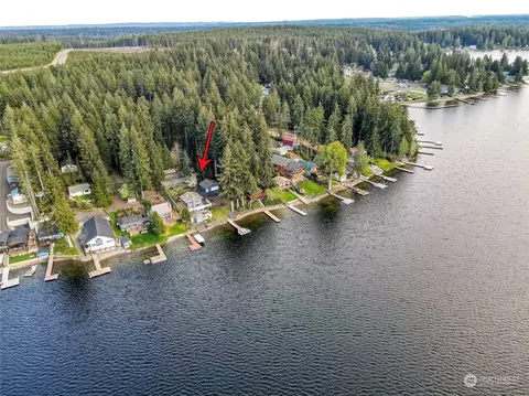 661 E Mason Lake Dr E, Grapeview, WA 98546