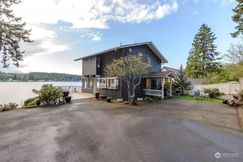 Exterior - 661 E Mason Lake Dr E, Grapeview, WA 98546 photo 4 of 11