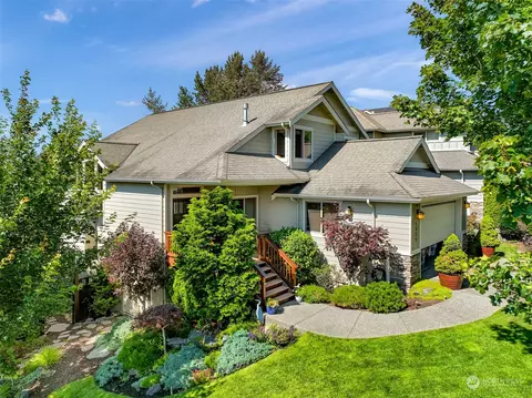 3329 Sussex Dr, Bellingham, WA 98226