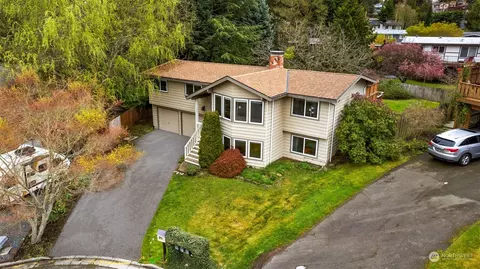 706 Birch St, Edmonds, WA 98020