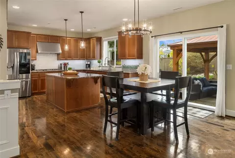 Dining - 3215 217th Pl SE, Bothell, WA 98021 photo 3 of 5