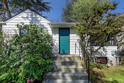 6501 58th Ave NE, Seattle, WA 98115