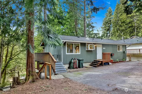 12 Sandalwood Cir, Bellingham, WA 98229