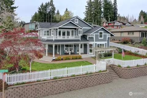 8808 Franklin Ave, Gig Harbor, WA 98335